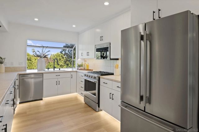 11228 Constellation Dr., El Cajon, CA 92020