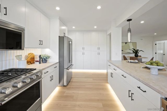 11228 Constellation Dr., El Cajon, CA 92020