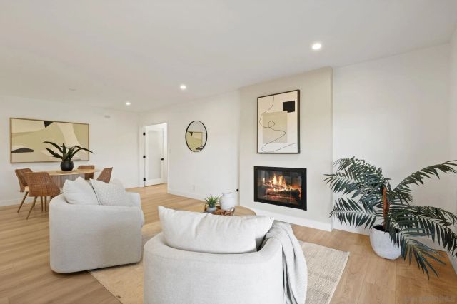 11228 Constellation Dr., El Cajon, CA 92020