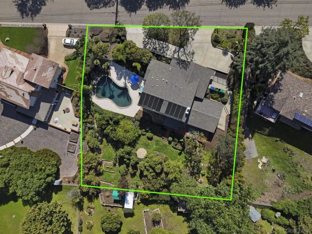 11228 Constellation Dr., El Cajon, CA 92020