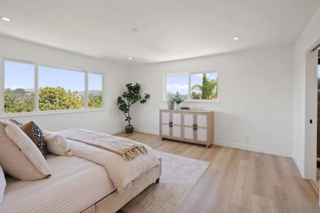 11228 Constellation Dr., El Cajon, CA 92020