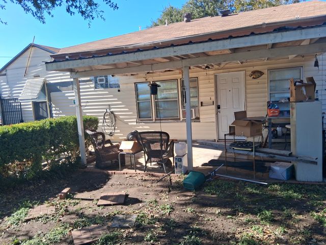 4807 Penrose Avenue, Fort Worth, TX 76116