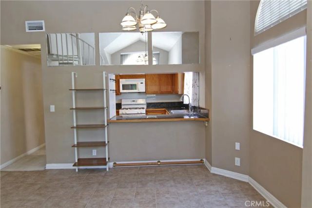 26808 Claudette Street 332, Canyon Country, CA 91351
