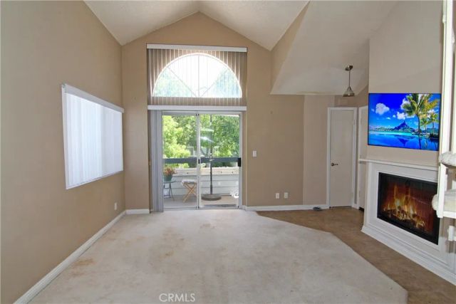 26808 Claudette Street 332, Canyon Country, CA 91351