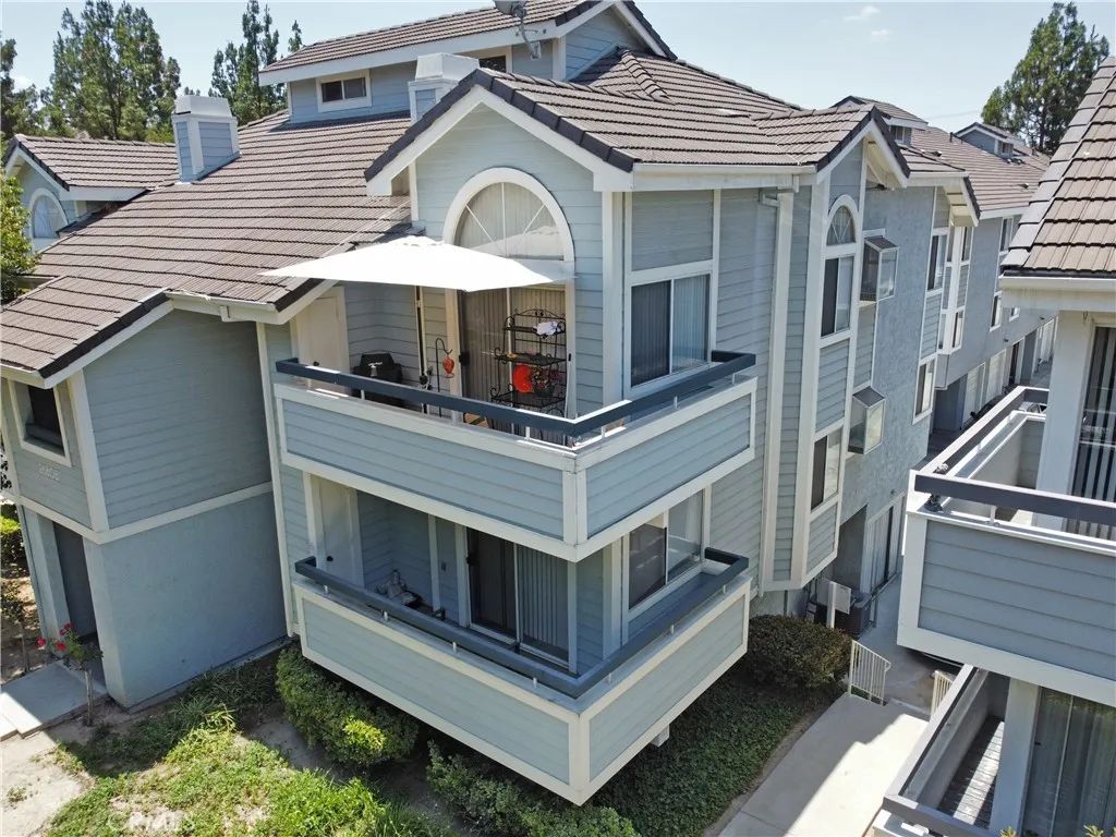 26808 Claudette Street 332, Canyon Country, CA 91351