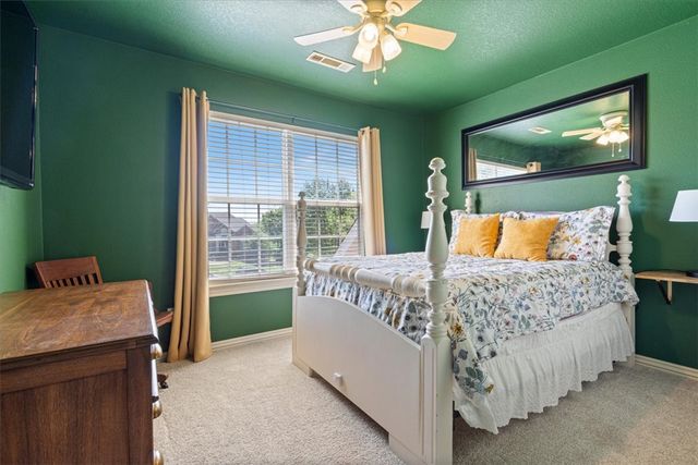 3950 Amberwood Street, Springdale, AR 72762