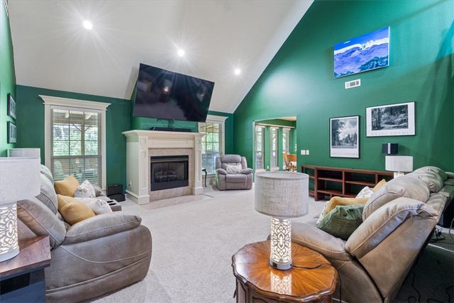3950 Amberwood Street, Springdale, AR 72762