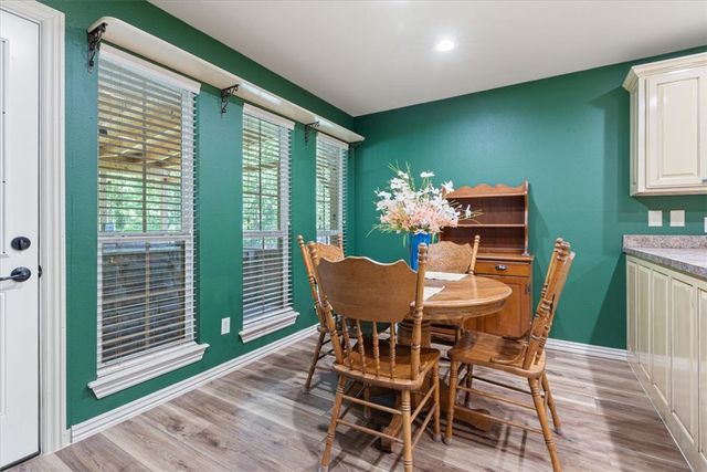 3950 Amberwood Street, Springdale, AR 72762