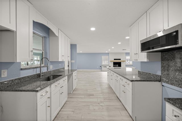 1940 NW 18TH STREET, Crystal River, FL 34428