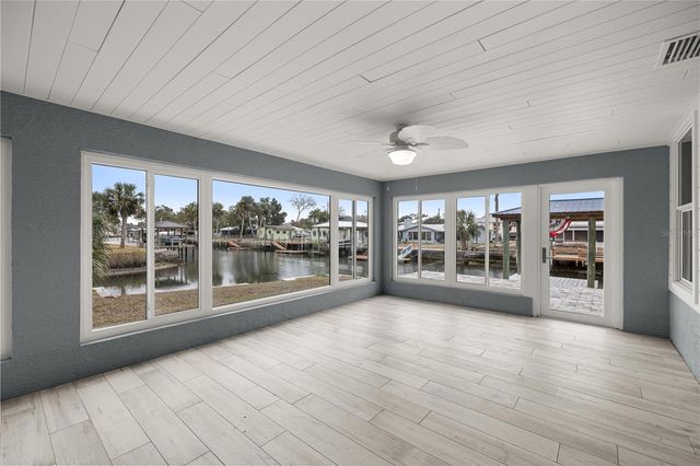 1940 NW 18TH STREET, Crystal River, FL 34428