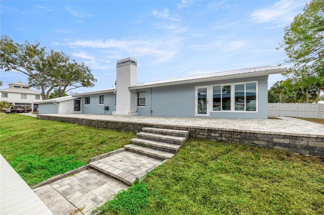 1940 NW 18TH STREET, Crystal River, FL 34428