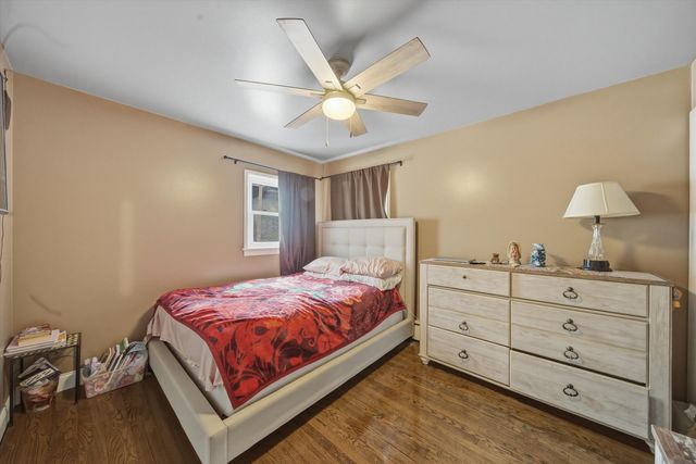 810 N Cherry Street, Addison, IL 60101