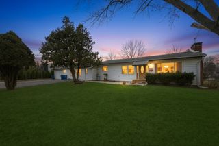 810 N Cherry Street, Addison, IL 60101