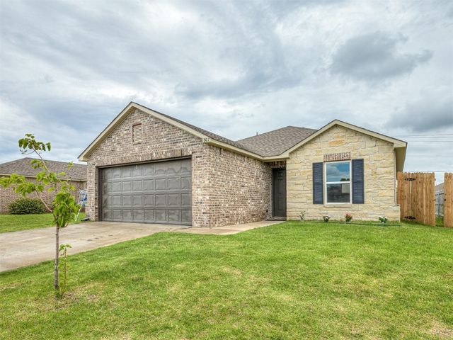 1607 Chuck Wagon Drive, El Reno, OK 73036