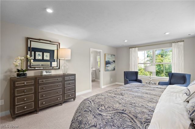 6100 James Drive, Lorain, OH 44053