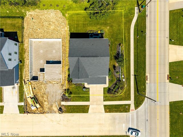 6100 James Drive, Lorain, OH 44053
