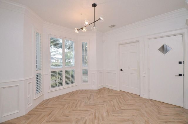 9655 Longmont Drive, Houston, TX 77063