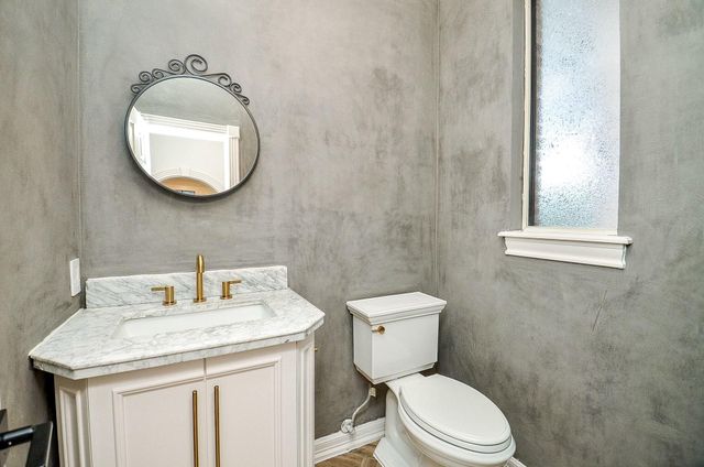 9655 Longmont Drive, Houston, TX 77063