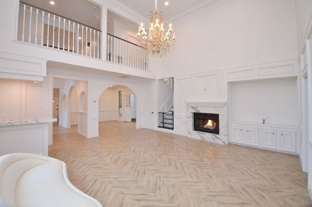 9655 Longmont Drive, Houston, TX 77063