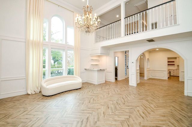 9655 Longmont Drive, Houston, TX 77063