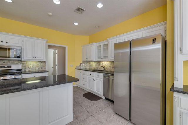 2801 Sterling Drive, Edmond, OK 73012