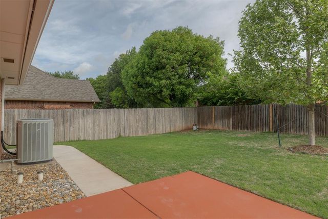2801 Sterling Drive, Edmond, OK 73012