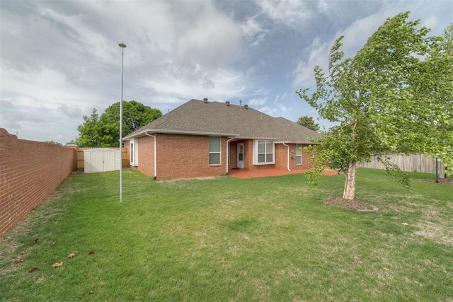 2801 Sterling Drive, Edmond, OK 73012