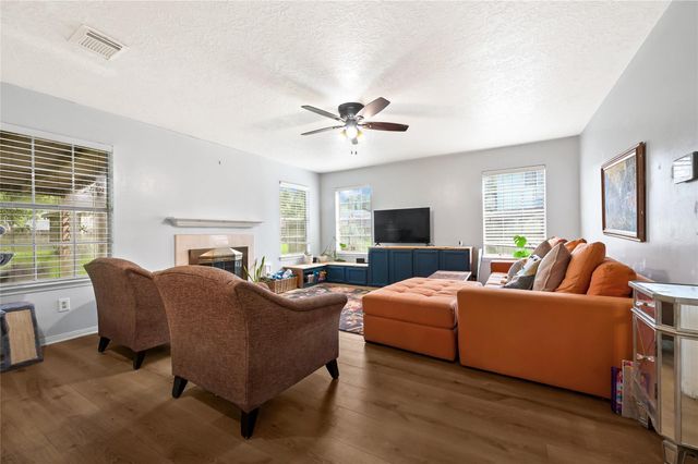 2215 Dublin Drive, League City, TX 77573