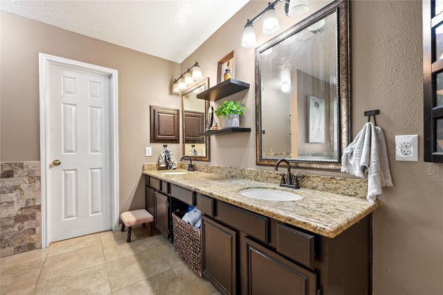 2215 Dublin Drive, League City, TX 77573