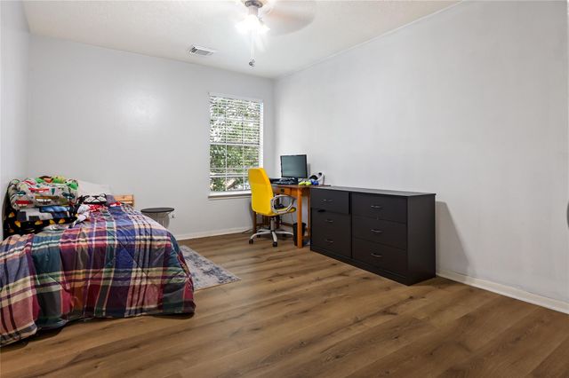 2215 Dublin Drive, League City, TX 77573