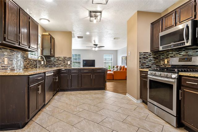 2215 Dublin Drive, League City, TX 77573