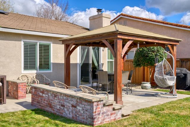 9975 River View Cir, Stockton, CA 95209