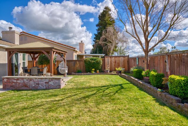 9975 River View Cir, Stockton, CA 95209