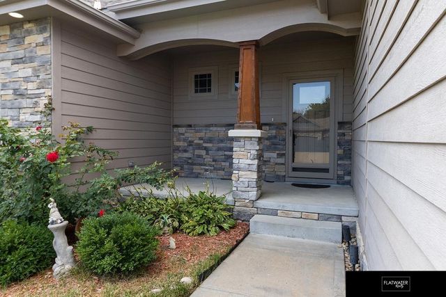 4614 S 193 Street, Omaha, NE 68135