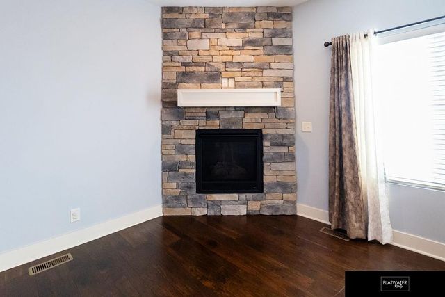 4614 S 193 Street, Omaha, NE 68135