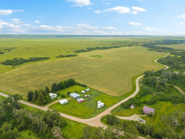 6058 Cottonwood Creek Road, Lewistown, MT 59457