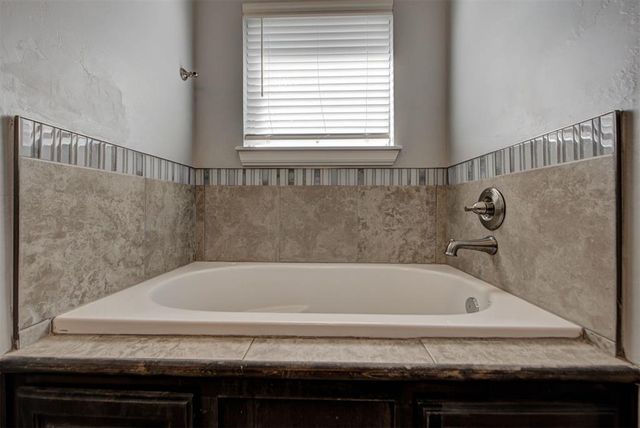 2313 Northfork Drive, Oklahoma City, OK 73160