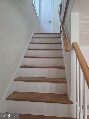 1554 CLAYTON RD, Wilmington, DE 19805