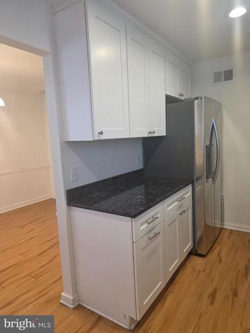 1554 CLAYTON RD, Wilmington, DE 19805