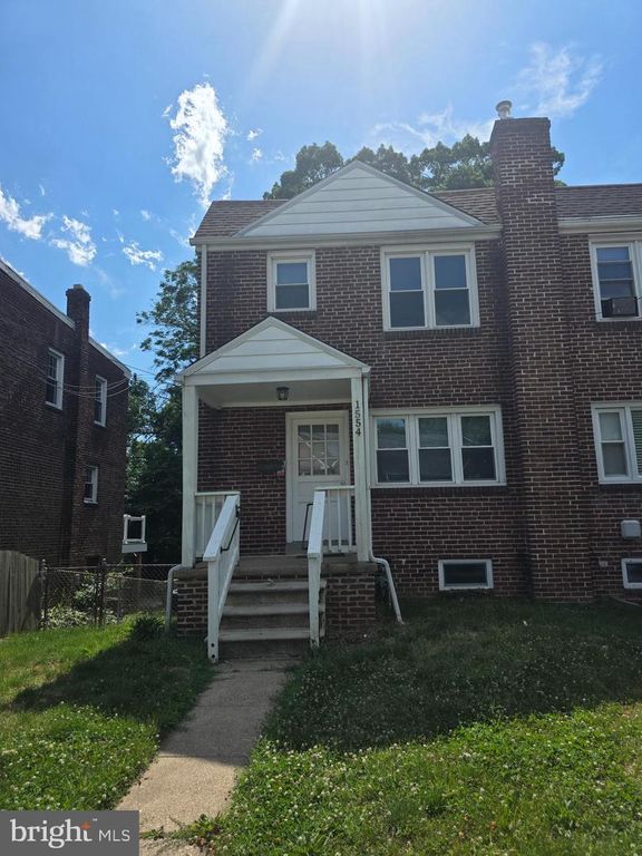 1554 CLAYTON RD, Wilmington, DE 19805