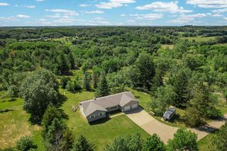 6635 Sunset Drive, Verona, WI 53593