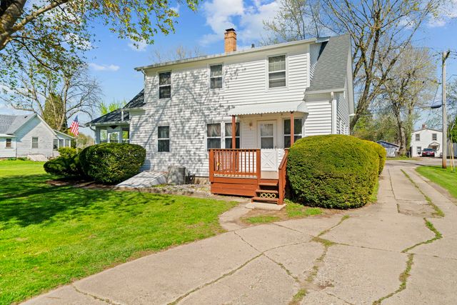523 W Harrison Street, Belvidere, IL 61008