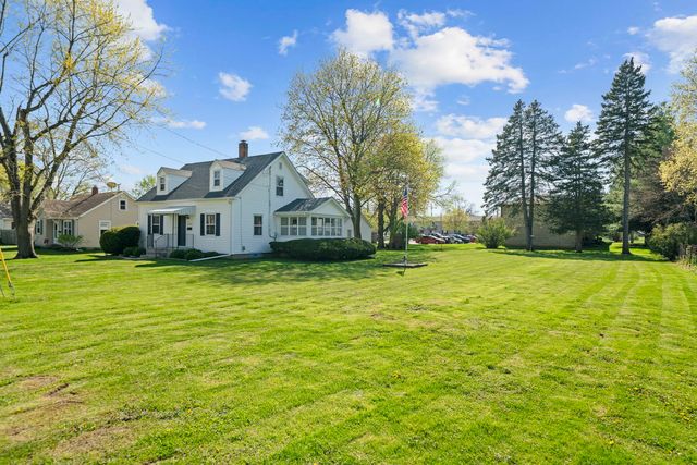 523 W Harrison Street, Belvidere, IL 61008