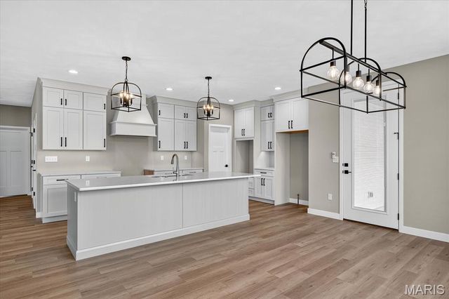 125 Gladwyn Drive, Millstadt, IL 62260