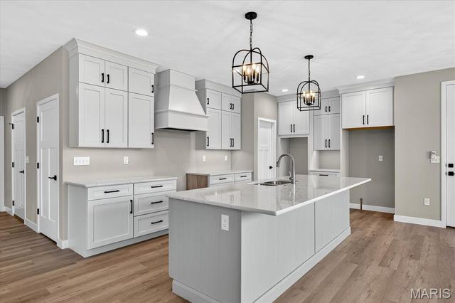 125 Gladwyn Drive, Millstadt, IL 62260