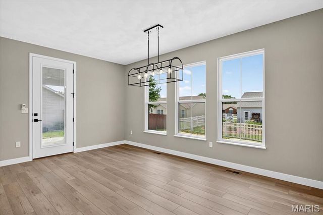 125 Gladwyn Drive, Millstadt, IL 62260