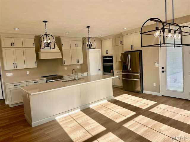 125 Gladwyn Drive, Millstadt, IL 62260