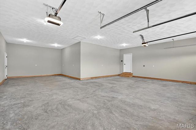 125 Gladwyn Drive, Millstadt, IL 62260