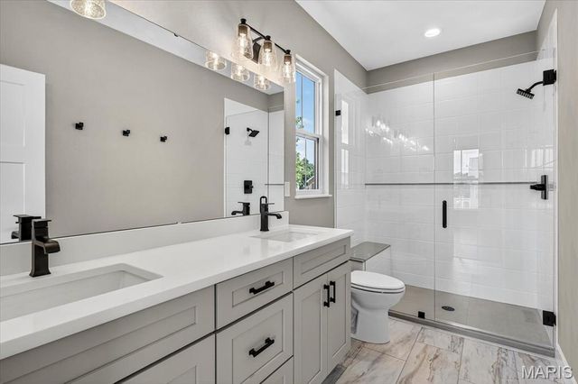 125 Gladwyn Drive, Millstadt, IL 62260