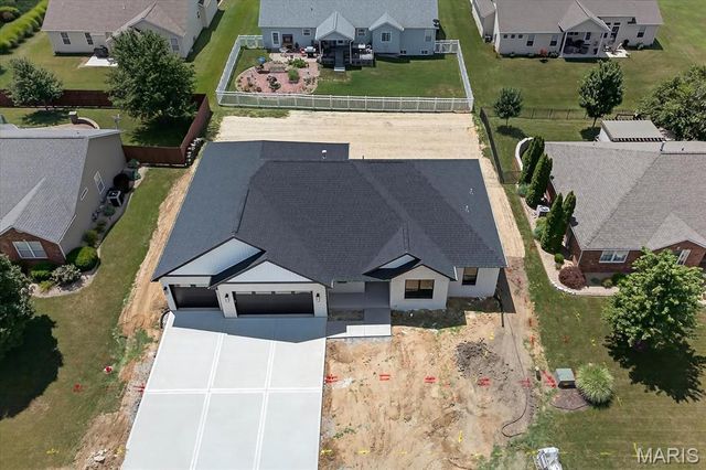 125 Gladwyn Drive, Millstadt, IL 62260